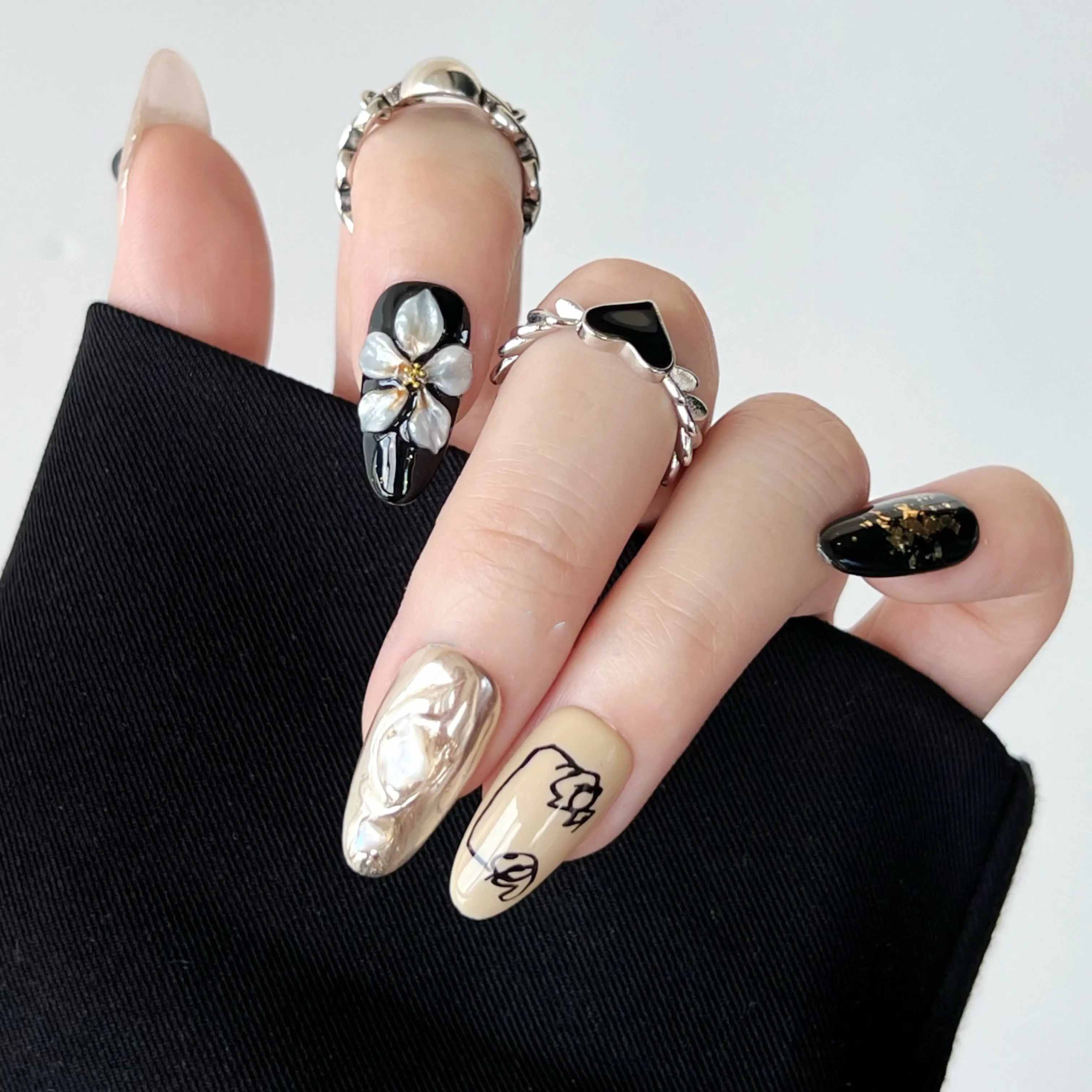 Black Gold Luxe 3D Press On Nails - Momenails