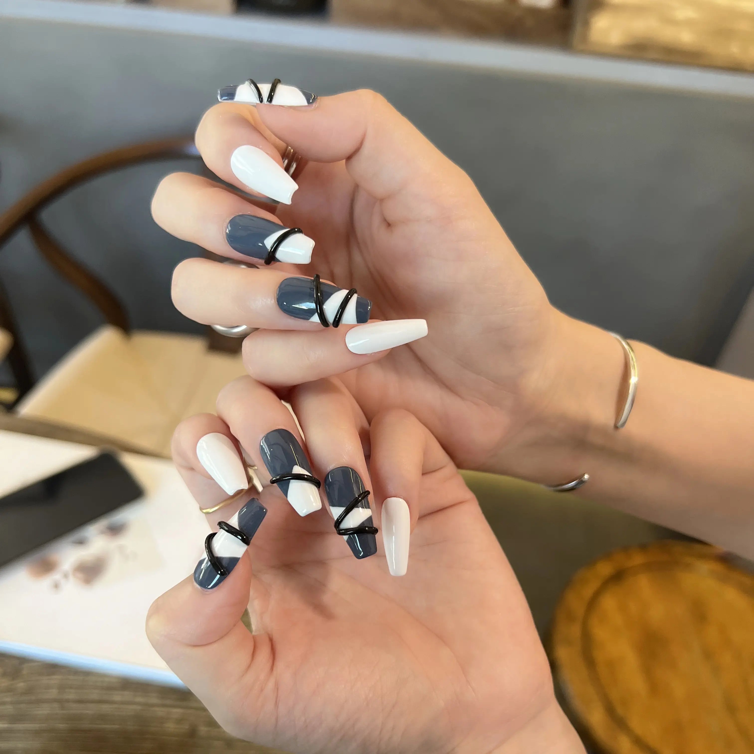 Chic Grey & White Abstract Line Press On Nails