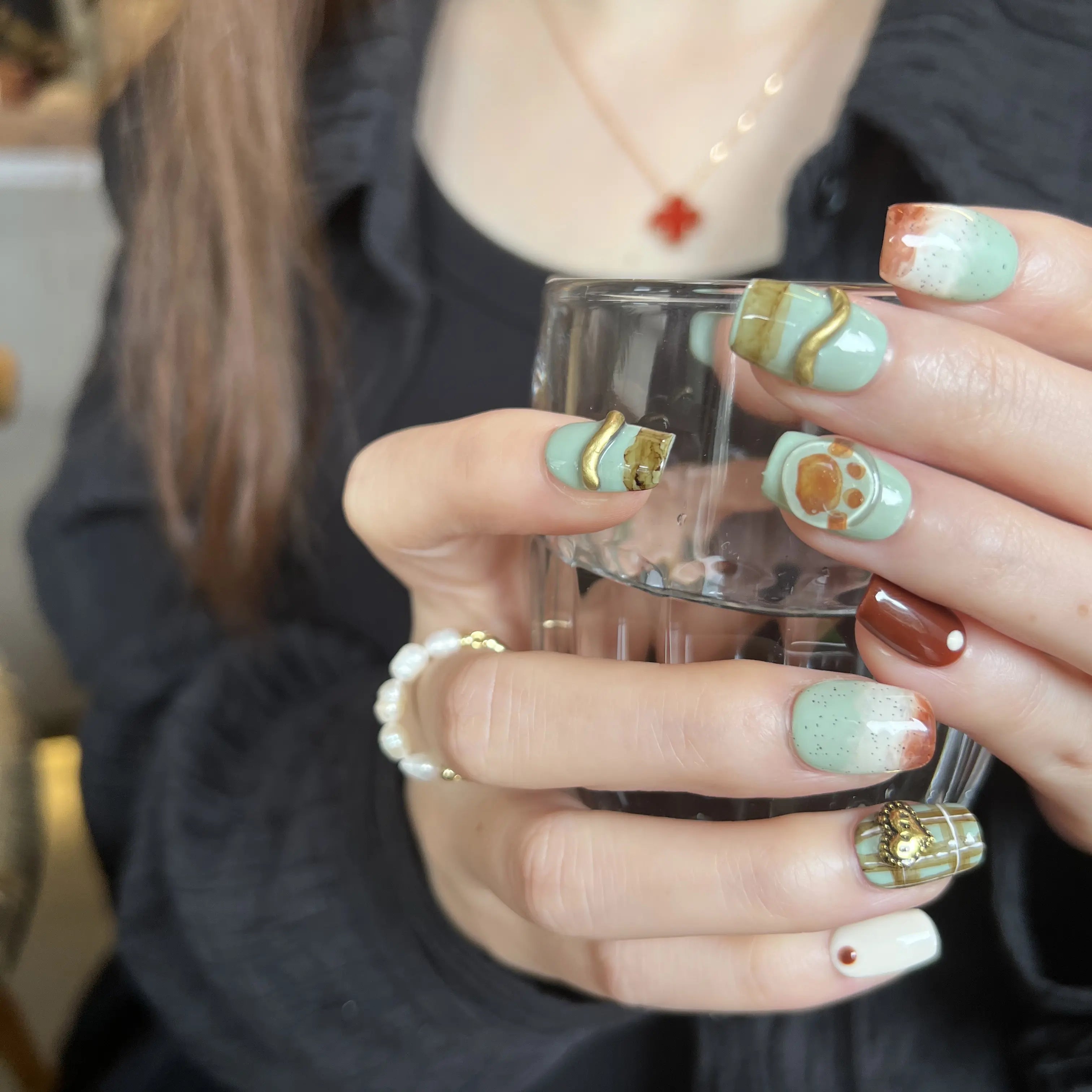 Vintage Matcha Green & Gold Artistic Press On Nails - Momenails