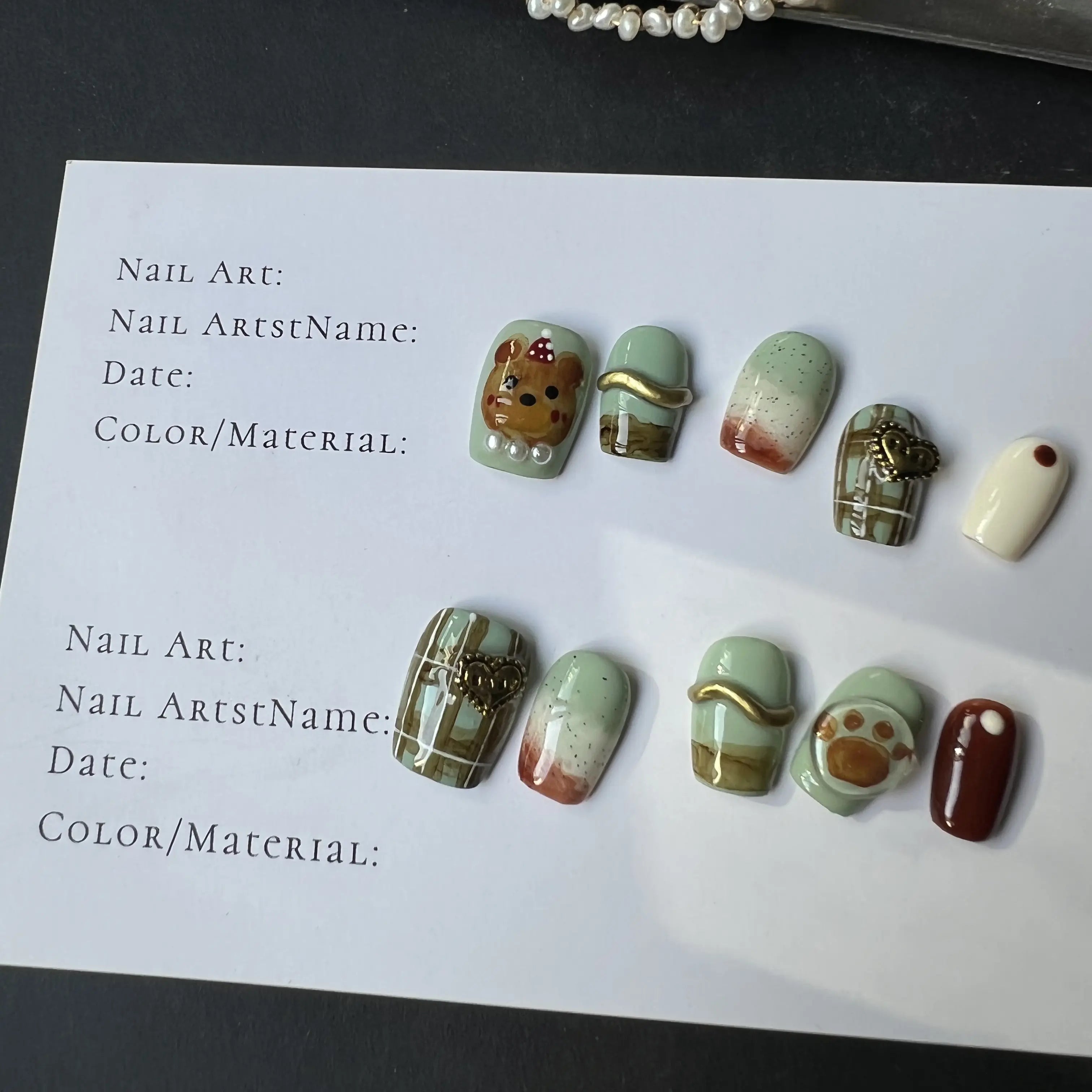 Vintage Matcha Green & Gold Artistic Press On Nails - Momenails