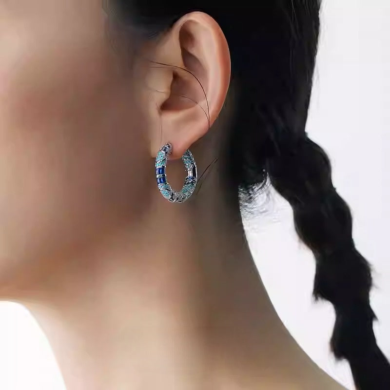 Serpent Hoop Earrings - Momenails